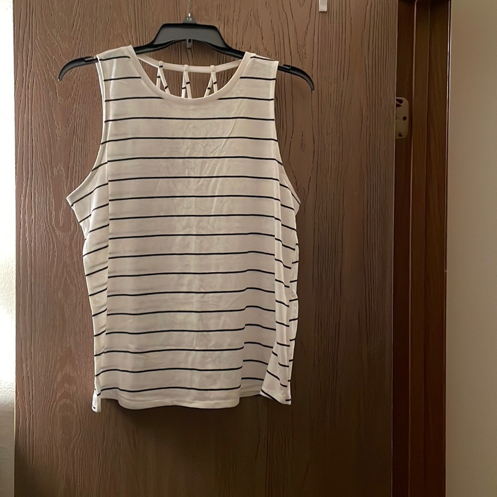 Gently used size XL tank top.